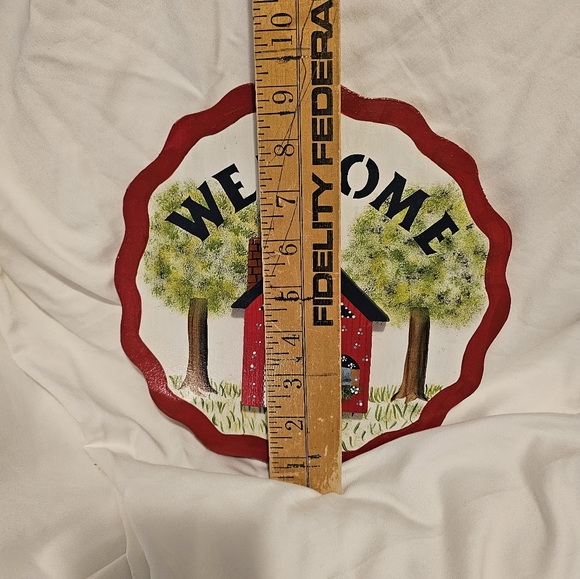 Welcome sign - Picture 3 of 5